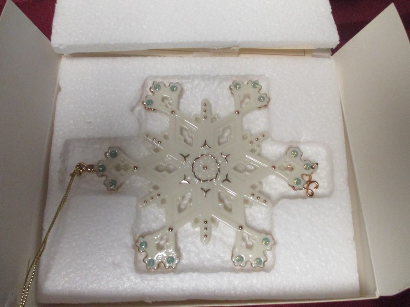 lenox 2006 china snowflake ornament