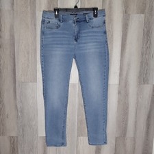 Curve Appeal Womens 12/31 Essential Skinny Jean Stretch Ankle Capsule Light Wash