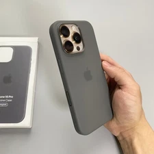 For iPhone 16 Pro Max 16 Pro 16 Original‌ Silicone Magnetic Case / Magsafe Cover