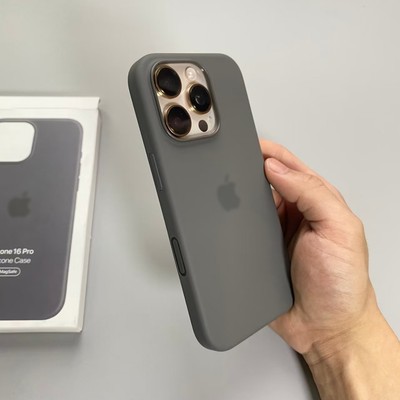 For iPhone 16 Pro Max 16 Pro 16 Original  Silicone Magnetic Case / Magsafe Cover