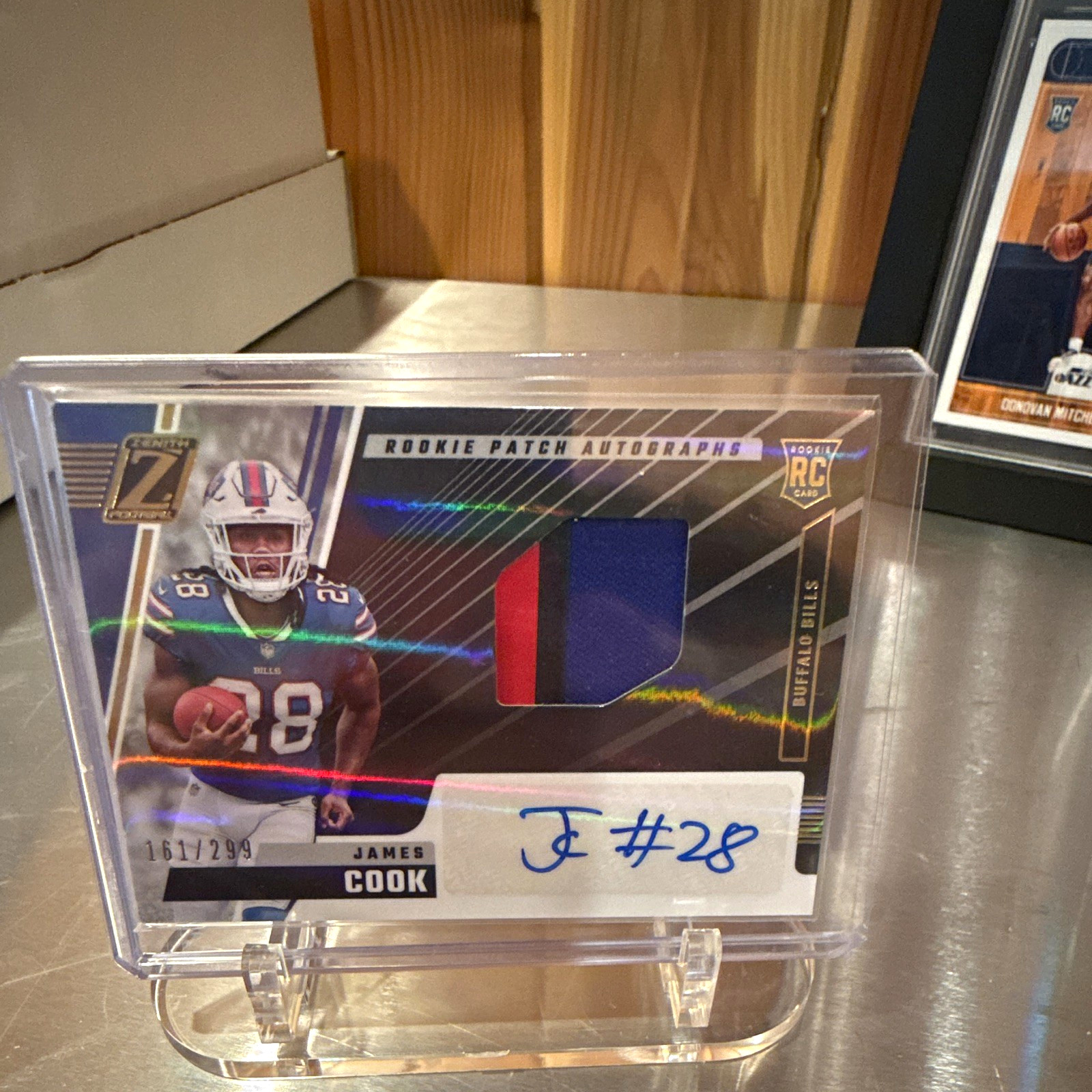 Panini 2022 Zenith James Cook Bills Rookie Patch Auto #215 161/299