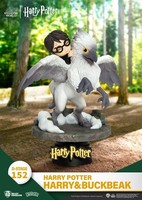 Beast Kingdom Toys - Harry Potter D-Stage Pvc Diorama Harry & Buckbeak 16 Cm