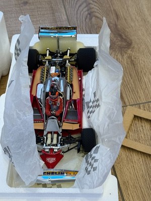 Exoto Ferrari 312 T4 1:18 G. Villeneuve #12 mit Fahrer OVP Sammlermodell