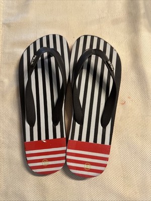 Pellel Women s Flipflops Size 10 NWT