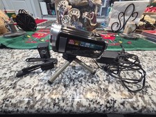 JVC Everio HD Camcorder GZ-HM30RU with Battery  Charger Tested Working