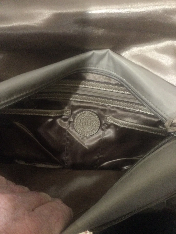 Сумочка через плечо Dana Buchman из полиэстера с застежкой-молнией отличное состояние товара - Изображение 4 из 4