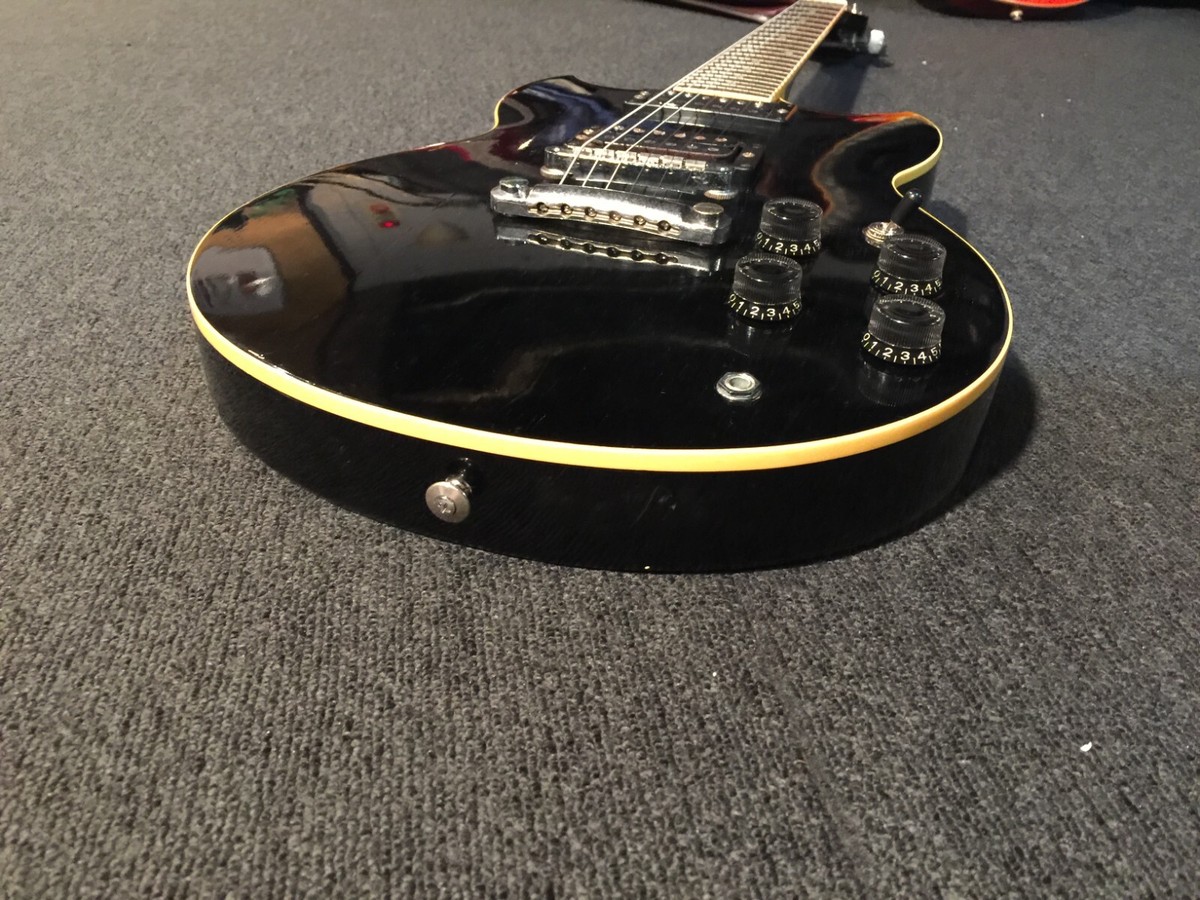 Electric Guitar Yamaha SG 510 Black Made in Japan Vintage SN Electric Guitar Yamaha SG 510 Black Made in Japan Vintage SN