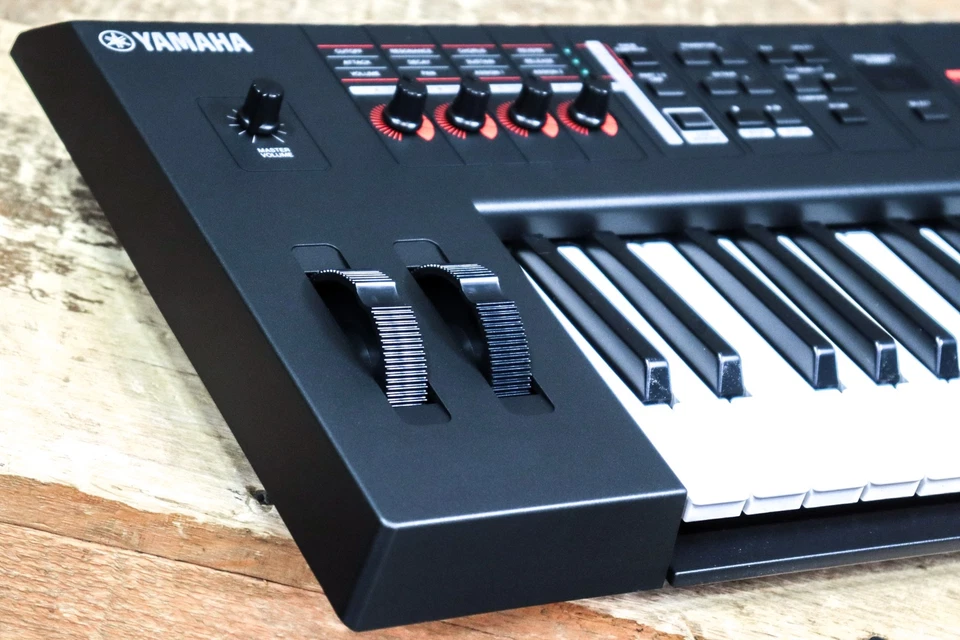 Yamaha MX49 BK Music Synthesizer 49-Key Lightweight Digital Keyboard Synthesizer - Image 2 of 4