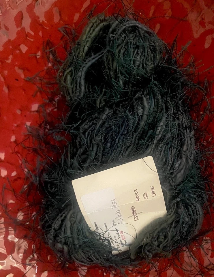 Sonetos de hilo Ellyn Cooper FANTASÍA - pino blanco 72 yardas teñido a mano suave a mano Foto 3 de 3