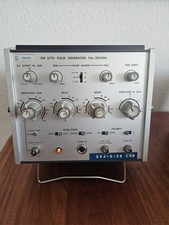 PHILIPS PM 5770 PULSE GENERATOR 1Hz-100 MHz