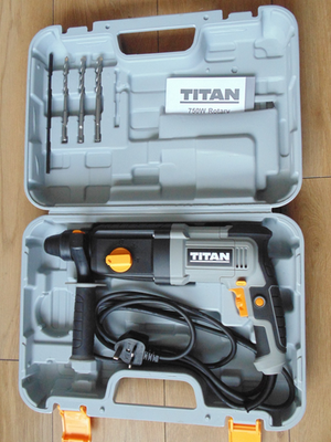 TITAN 230v 750w sds plus rotary hammer drill TTB872SDS UK