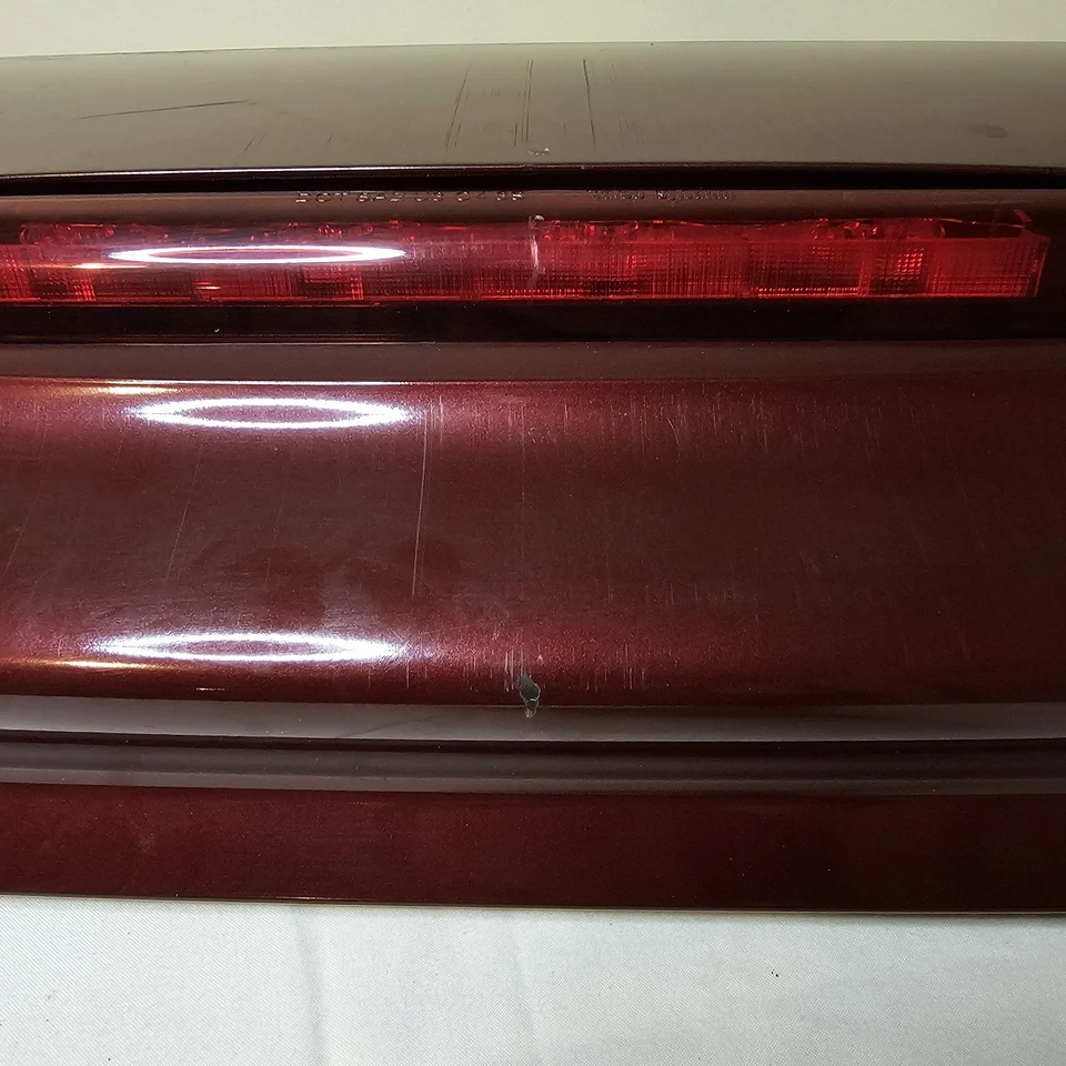 Chevrolet Trailblazer EXT 2003-2006 tercera luz de freno alerón rojo Foto 4 de 4