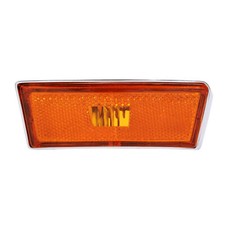 Side Marker Light Assembly. Right Front For 1970-1972 C3 Corvette