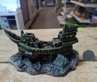 Small Sunken Galleon Ship Wreck Fish Tank Decoration Aquarium Ornament
