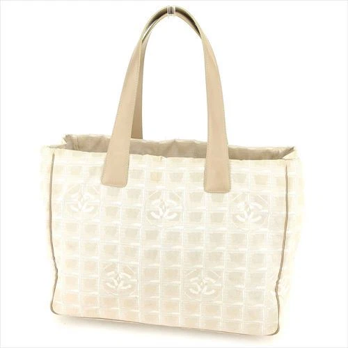 Chanel Old Travel Line Nylon Tote Bag (SHG-28505) – LuxeDH