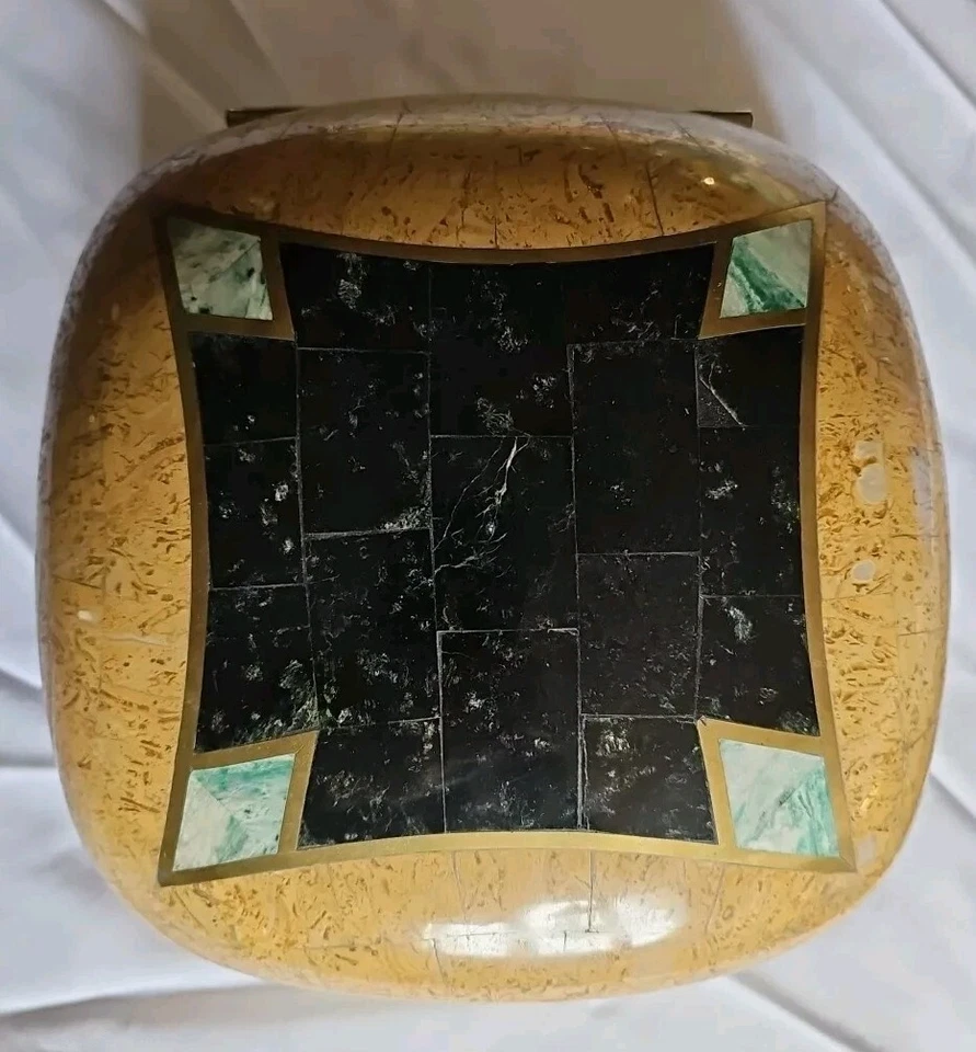 Mármol grande Exqusite Maitland Smith con incrustaciones de latón teselado caja de baratija  Foto 3 de 4