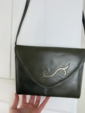Borsa Clarks vintage anni 80 in pelle verde oliva scuro con applicazioni