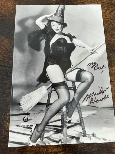 Playboy Playmate MARILYN HANOLD Signed 4x6 Photo AUTOGRAPH