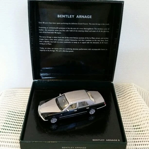 Minichamps 1/43 Bentley Arnage Dealer Edition Diecast Model Car - Image 3 of 4