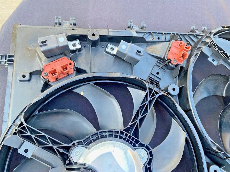 正品 2014 - 2022 Ram Promaster 原始设备制造商全新马勒散热器冷却风扇 68188994AD — 第 3/4 张图片