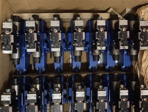 4WREE10E75-22/G24K31/A1V VALVE - Picture 4 of 8