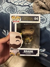 Funko Pop! Vinyl: League of Legends - Braum #04