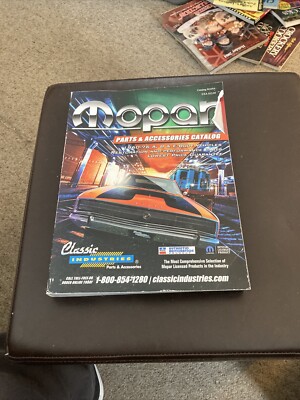2011 MOPAR PARTS CATALOG M211A 1960-76 A B E BODY CARS Part Listing Book 