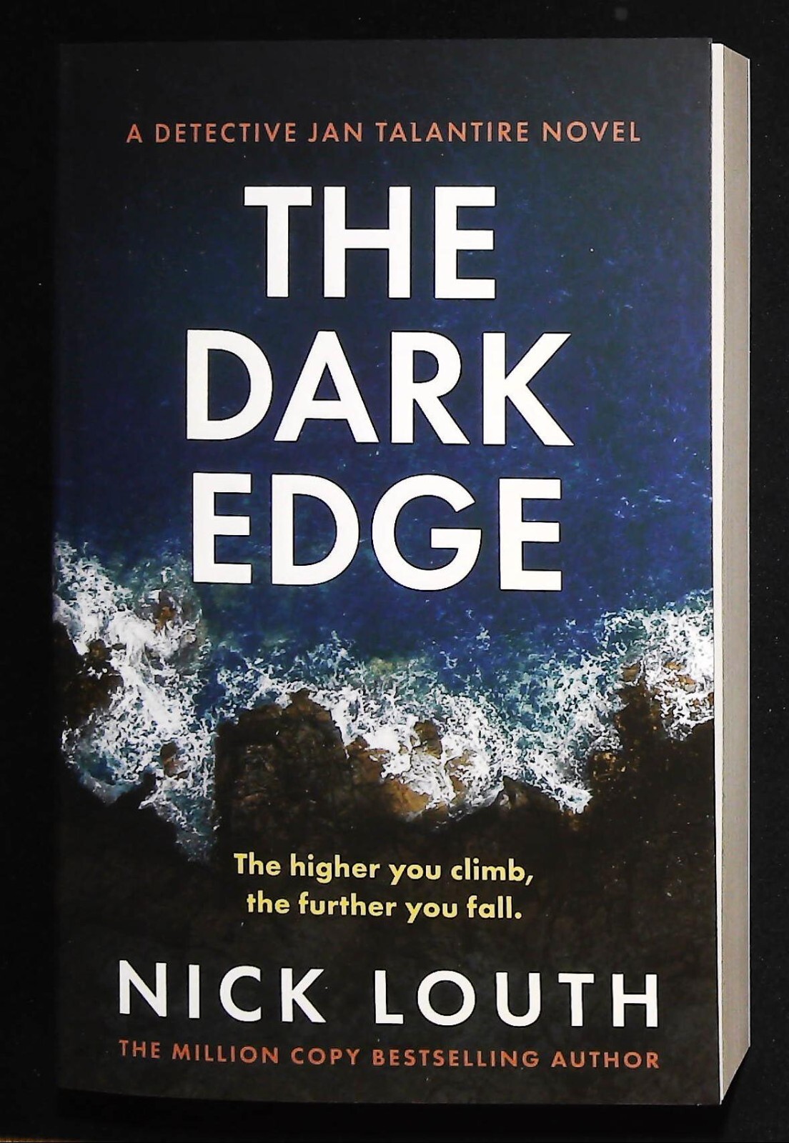 Nick Louth The DARK EDGE Book New A tense and atmospheric crime thriller