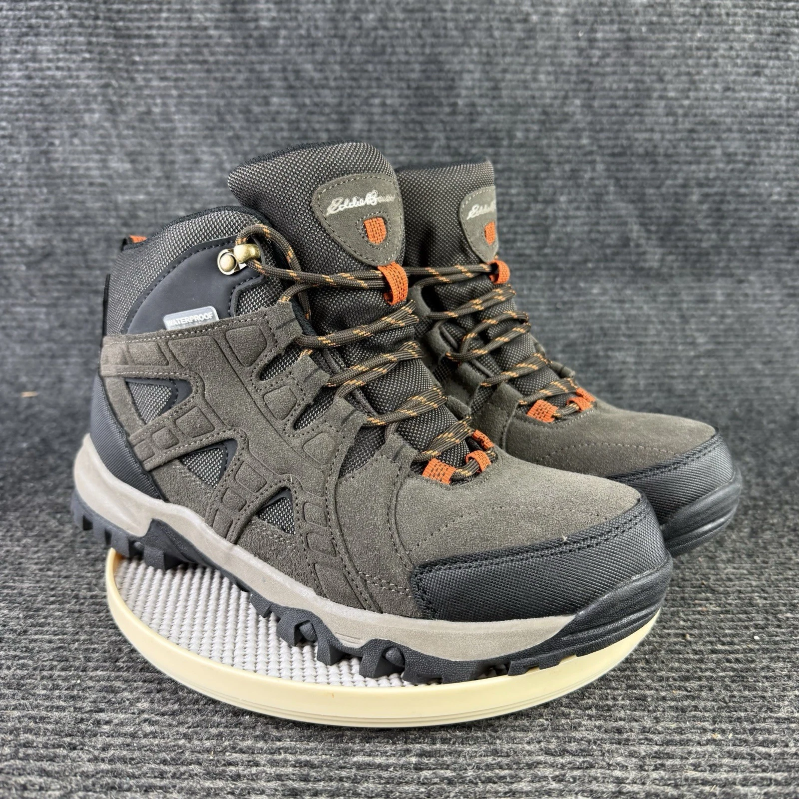 Eddie Bauer Hiking Boots Size 9 Brown Black Rubber Sole
Opens in a new window or tab