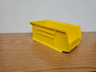 QUANTUM STORAGE SYSTEMS QUS220YL Hang/Stack Bin, 7-3/8L x 4-1/8W, Yellow