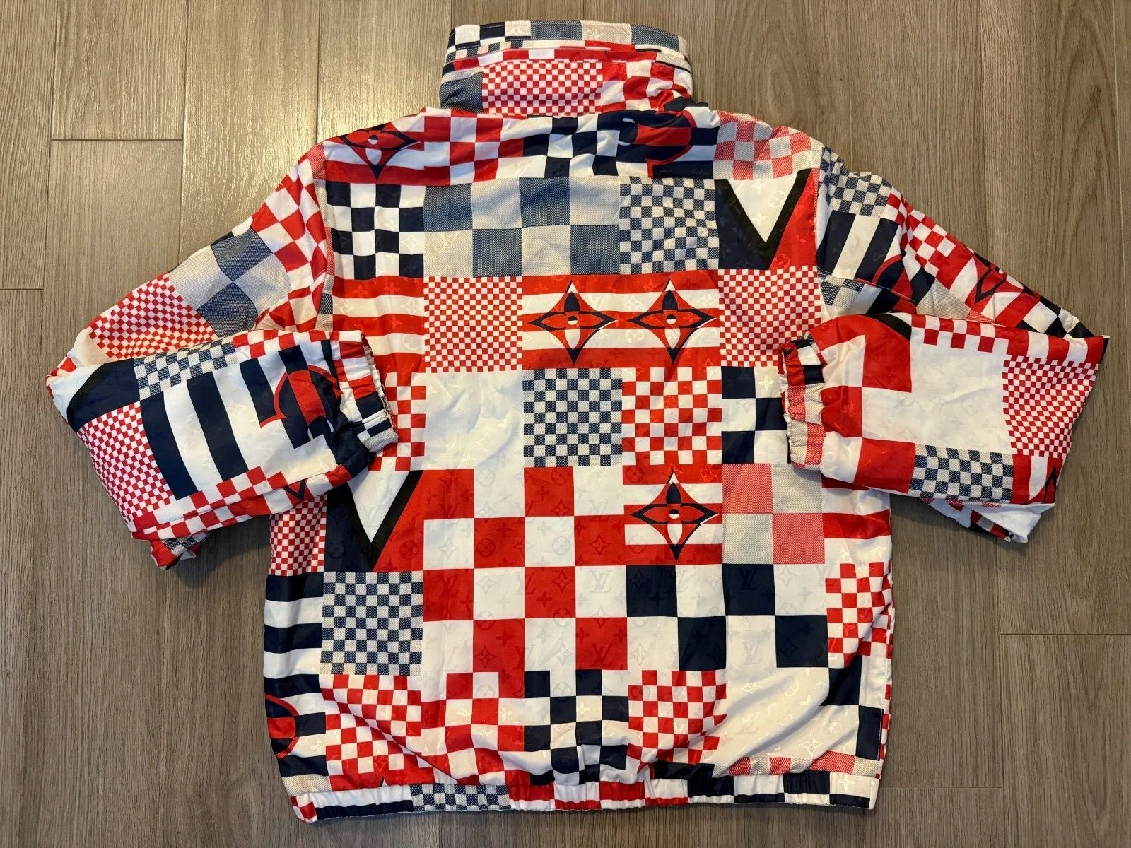 LOUIS VUITTON（LV） Giacca a vento Louis Vuitton reversibile nylon multicolore taglia 52 XL