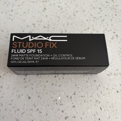 MAC Studio Fix Fluid LSF 15 Matt Foundation Farbton NW44 Neu in OVP