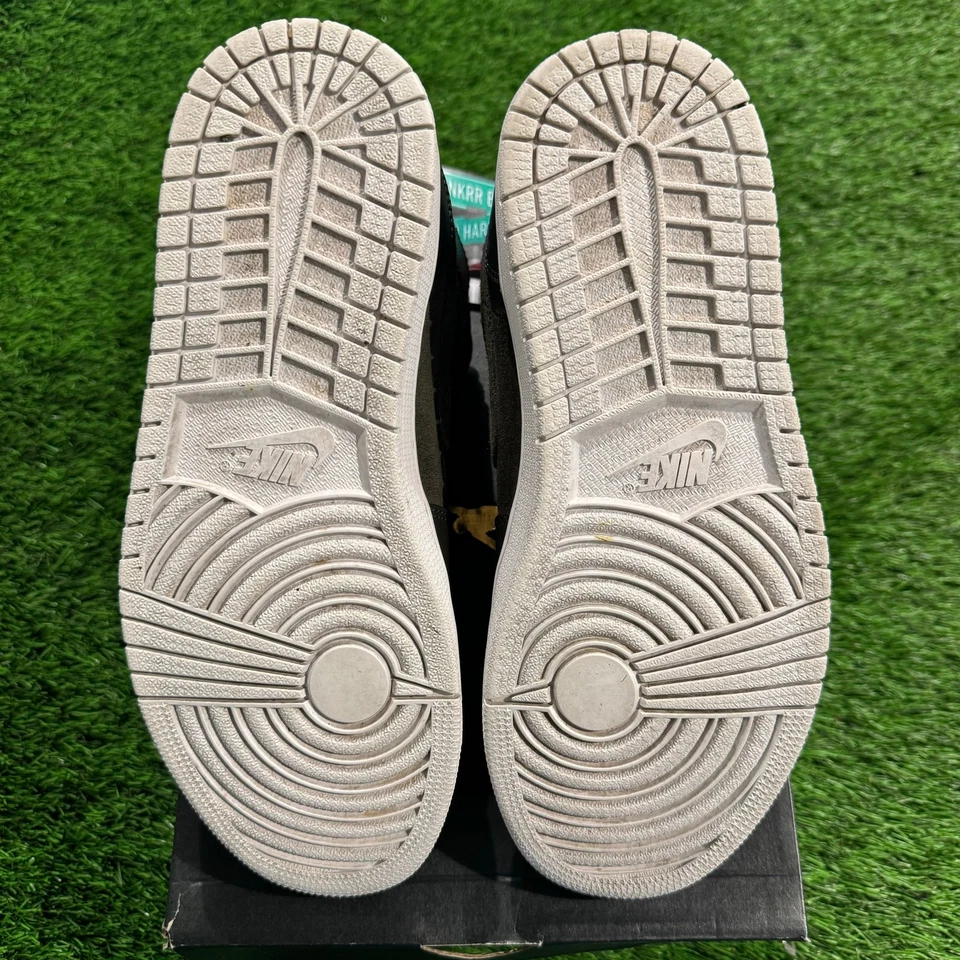 Air Jordan 1 Mid 'Sequoia Max Orange' 8M/9.5W — 第 3/4 张图片