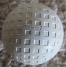 VINTAGE UNUSED MESH SIGNATURE GOLF BALL-FARRELL SUPREME
