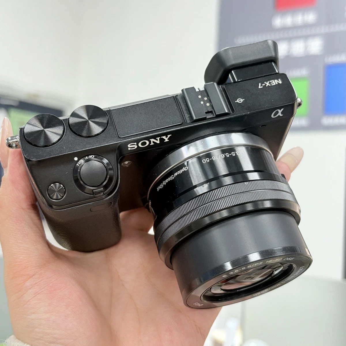 Sony Alpha Nex-7 Mirrorless Interchangeable Lens Cameras for Sale