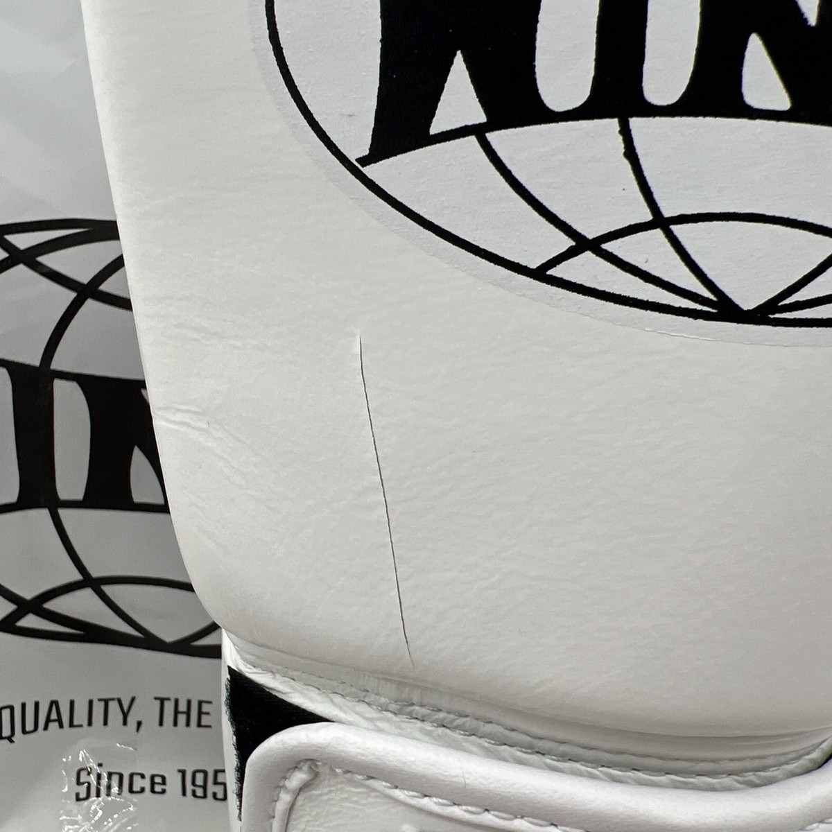 WINDY PRO FIGHT GEAR ホワイトグローブ Windy Pro Fight Gear 12 oz BGVH 100% Leather Boxing Gloves