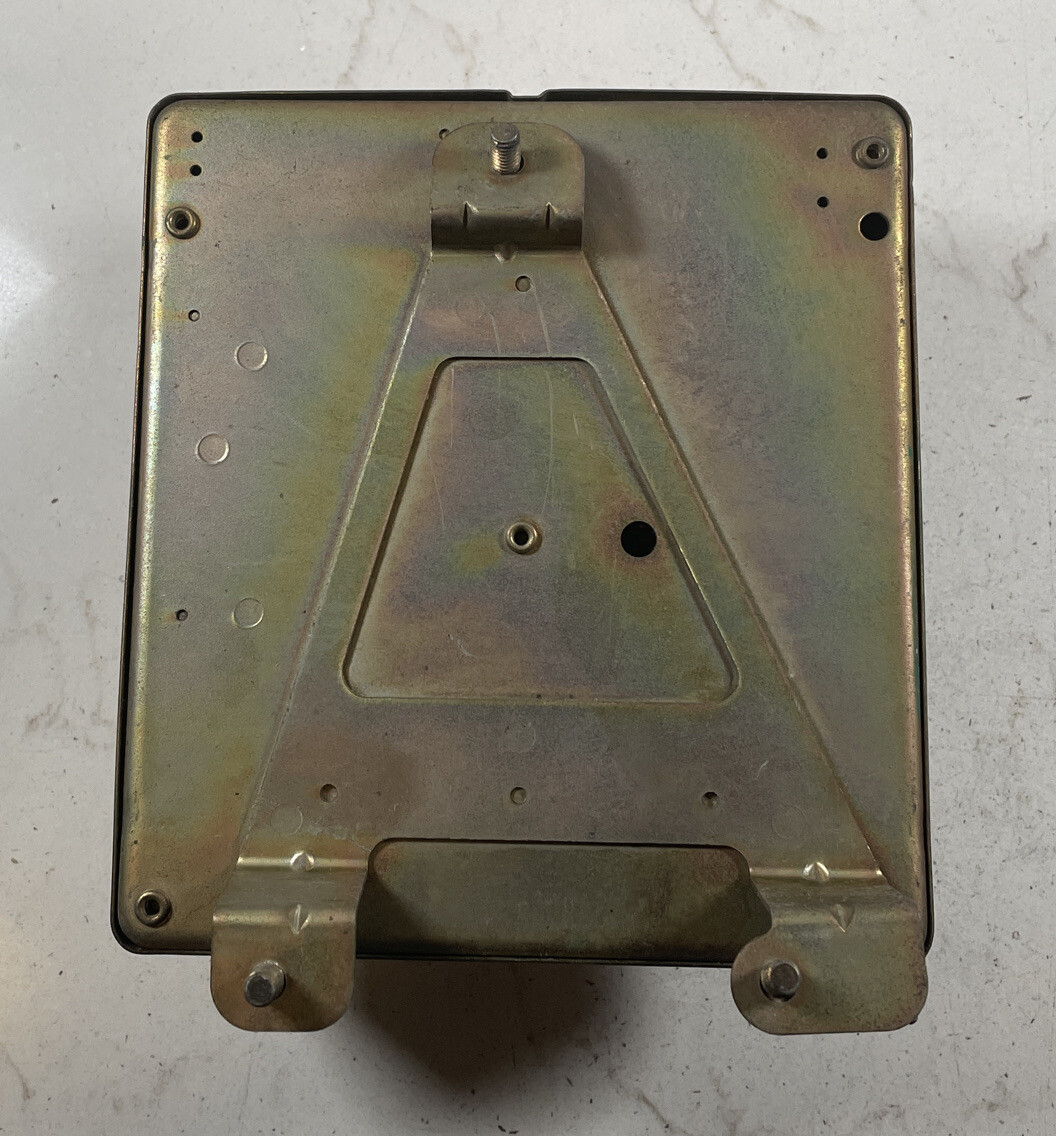 1987-1988 Mitsubishi Delica Van ECU ECM PCM Engine Control