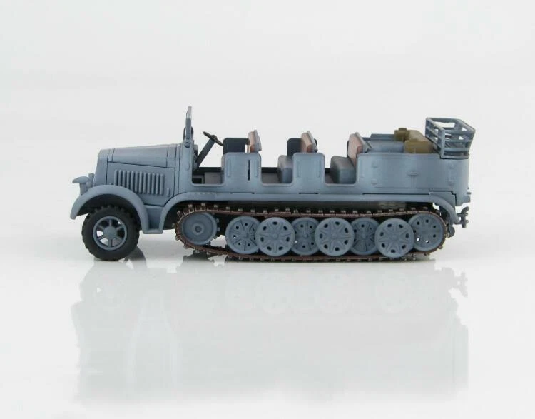 HM  WWII Sd  Kfz 7 German 8 Ton Half Track WL-427172  1/72 DIECAST MODEL TANK - Image 4 of 4
