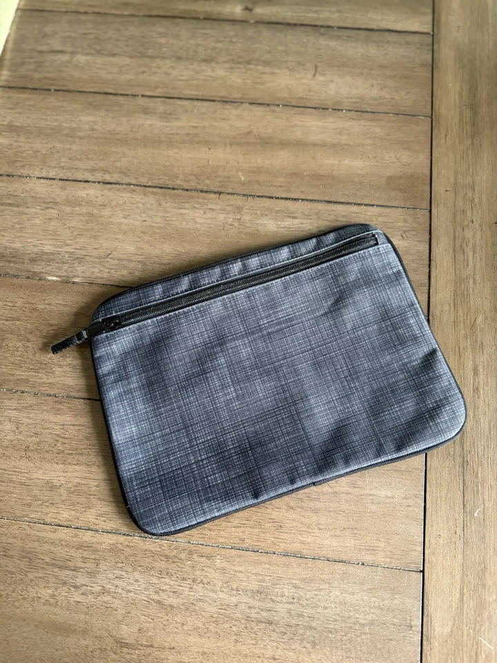 thirty-one canvas flat Travel Snap bag, Dark Grey, Retired  - Image 2 of 3