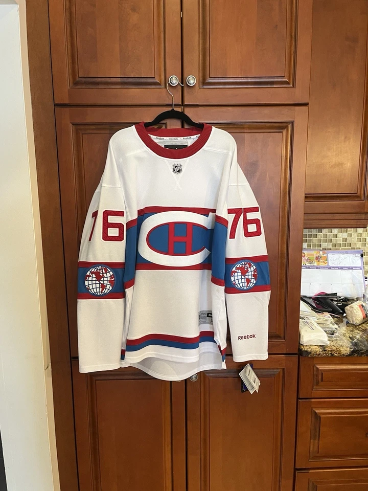 Camiseta clásica de invierno canadiense Montreal firmada Pk Subban Foto 2 de 2