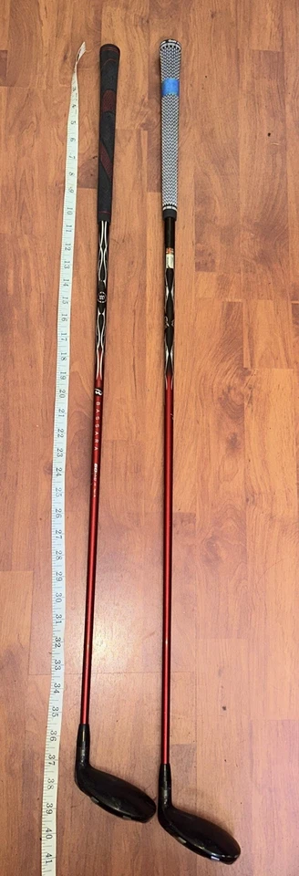 Juego Titleist 913H 24° y 27 Híbrido Mitsubishi Rayon Bassara 60HYB Grafito Senior Foto 2 de 4