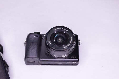 Sony A6000 Mirrorless Camera with 16-50mm (VERY GOOD) 1048 Shutter Count. - Picture 5 of 19