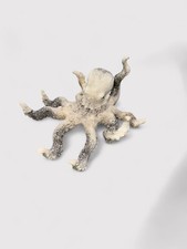 Oktopus Japan Hirschgeweih signiert sehr fein geschnitzt 110mm