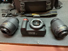 Nikon D3000 10.2MP DSLR Camera - Black [Included bag,18-55mm,55-200mm lens]