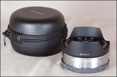 Sony E Mount VCl-ECU1 0.75x Ultra Wide Angle Converter Adapter Sony E Mount VCl-ECU1 0.75x Ultra Wide Angle Converter Adapter