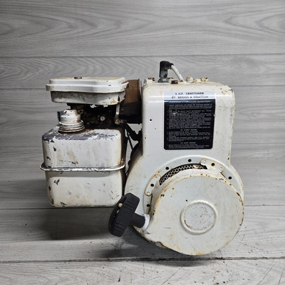 #ad Briggs And Stratton Side Horizontal Shaft Engine 5hp *Started on Spray* $240.00