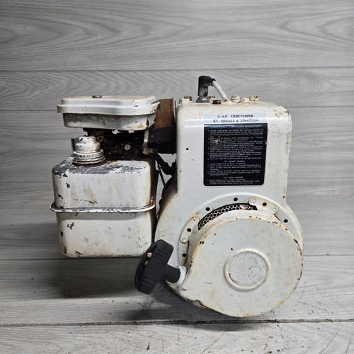 Briggs And Stratton Side Horizontal Shaft Engine 5hp *Started on Spray* - Afbeelding 1 van 8