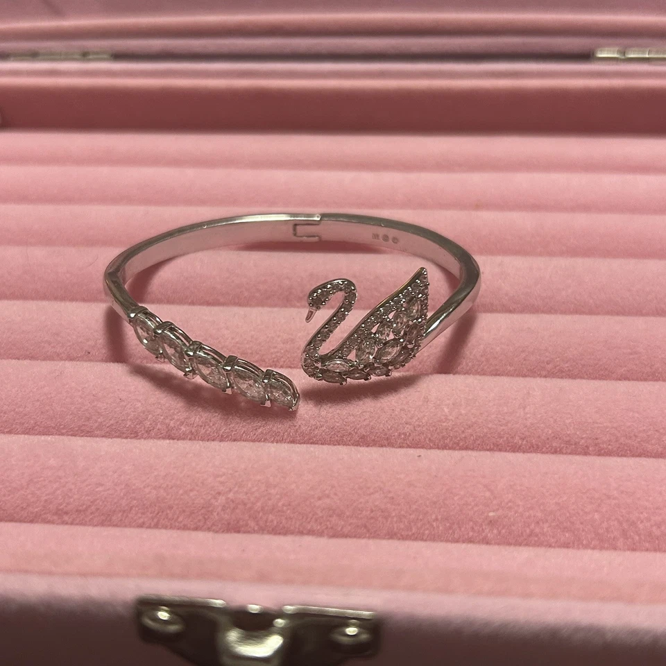 SWAROVSKI Swan Lake Sparkling Crystals Bangle, Bracelet Silver Size M - Image 2 of 4