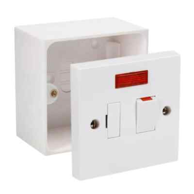 13A geschaltete abgesicherte Spur Side Flex mit Neon Anschluss und einzelner 45mm Back Box