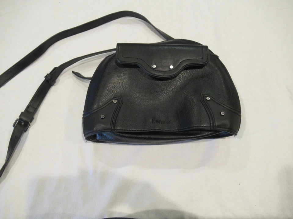Сумочка через плечо Kensie черная кожа - Изображение 2 из 4